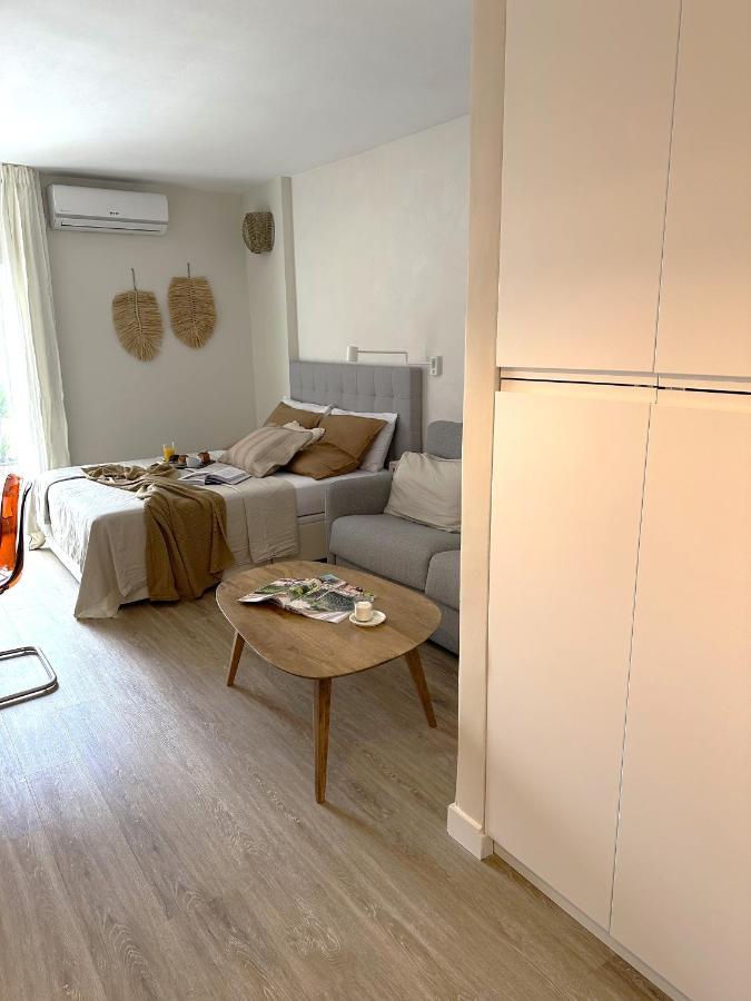 Minerva Estudio Suite White Jasmine, Beach And Pool Benalmádena Exterior photo
