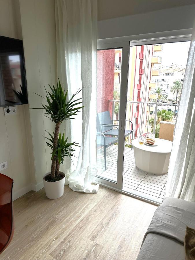 Minerva Estudio Suite White Jasmine, Beach And Pool Benalmádena Exterior photo