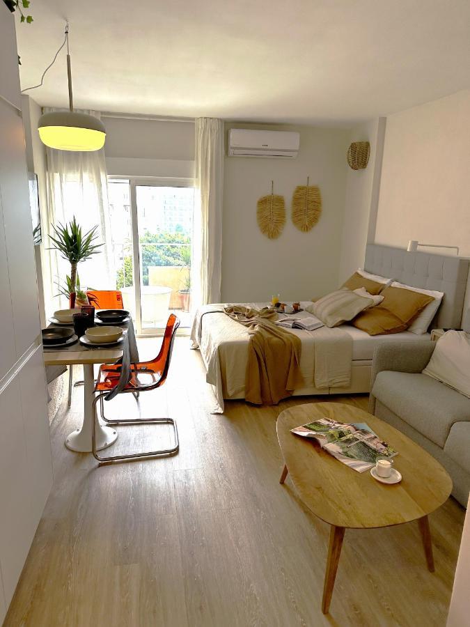 Minerva Estudio Suite White Jasmine, Beach And Pool Benalmádena Exterior photo